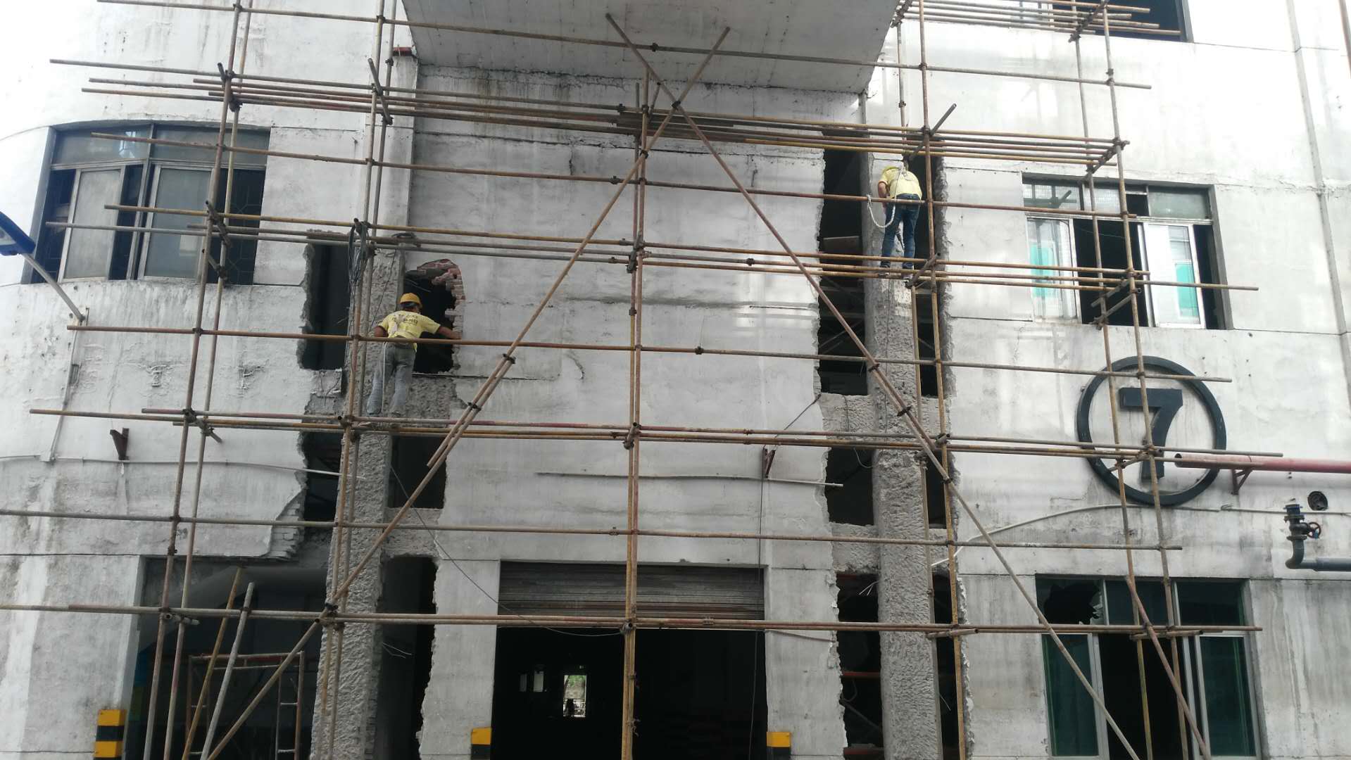 廣東格蘭仕集團廠房結構加固