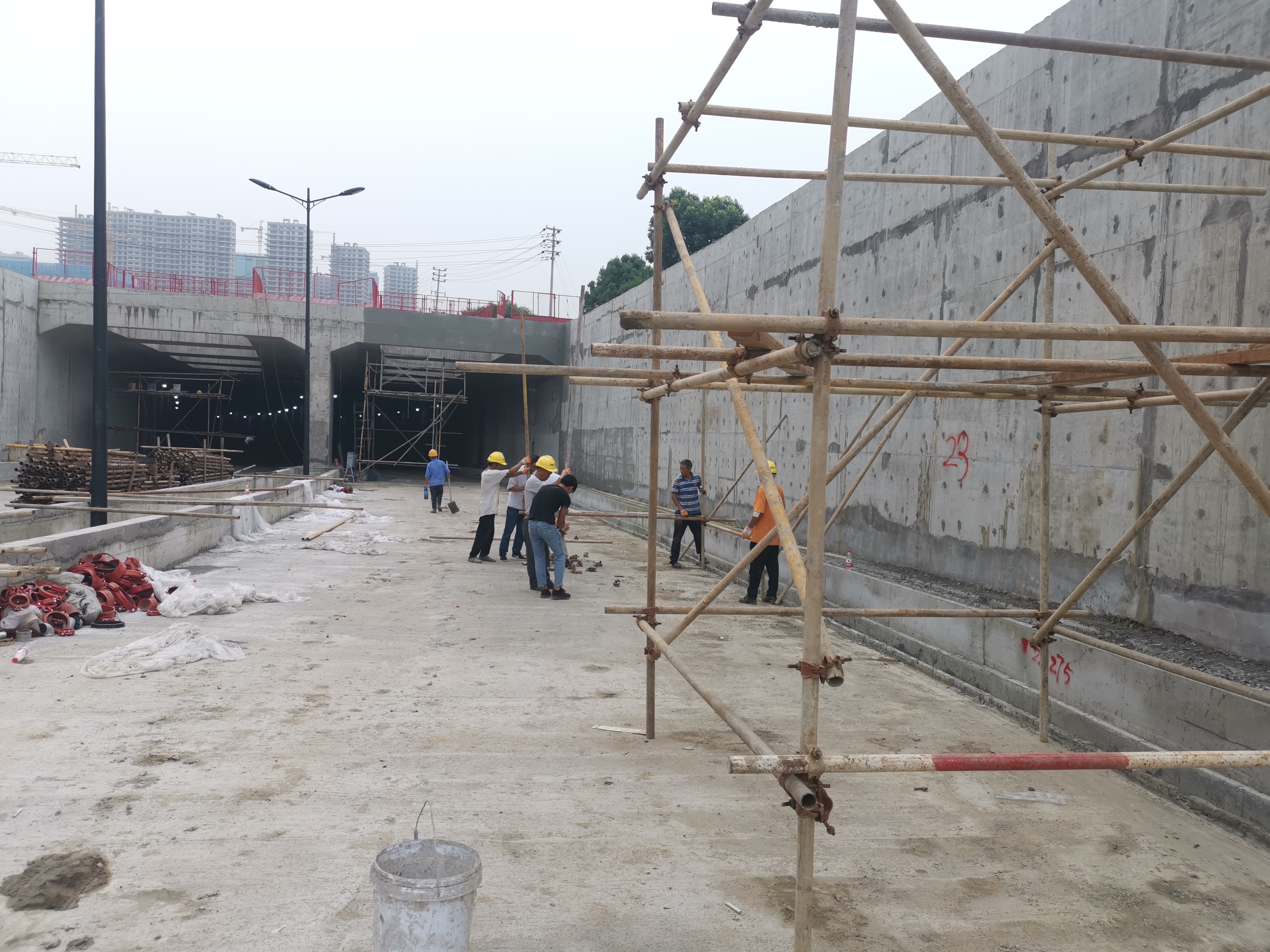 杭州臨安區(qū)望湖路隧道滲漏水維修工程