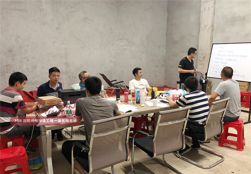 譽山國際500多戶陽臺衛生間防水補漏工程